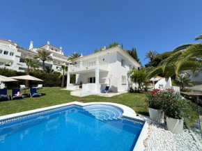 Karey Boutique - Only Adults, Marbella